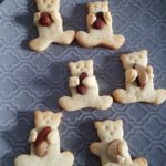 Einzigartige Plätzchen – Bärchen mit Nuss