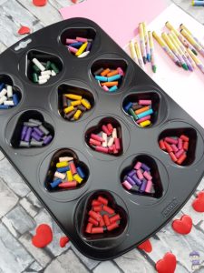 DIY Herzen aus Wachsstiften Upcycling Grußkarten Valentinstag Muttertag 04