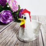 Eierbecher DIY – Basteln zu Ostern mit Kindern