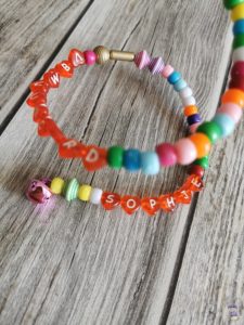 DIY Windspiel mit Perlen basteln mit Kindern 09
