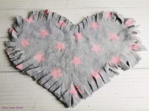 DIY Herzkissen Valentinstag ohne nähen 03