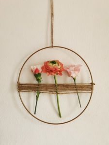 DIY Fensterdeko Blumen selber machen 15
