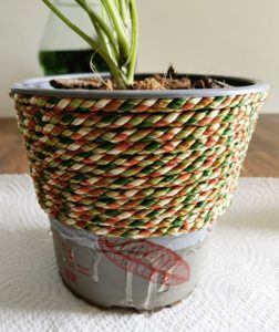 Blumentopf Upcycling mit Kordel Wolle 04