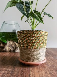 Blumentopf Upcycling mit Kordel Wolle 06