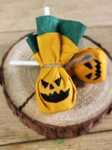 Halloween Lollis Kürbis Gesicht DIY 09