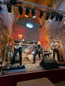 The Journeymen 01