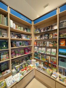 Buch und Kunsthandlung Maria Laach 09