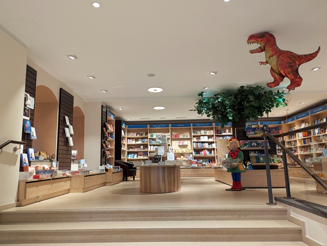 Buch und Kunsthandlung Maria Laach 10