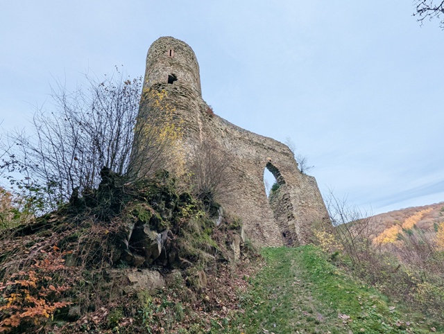 Burgruine Neublankenheim 07