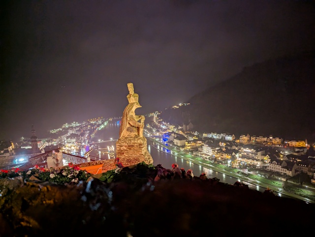 Cochem Reichsburg im Winter 12
